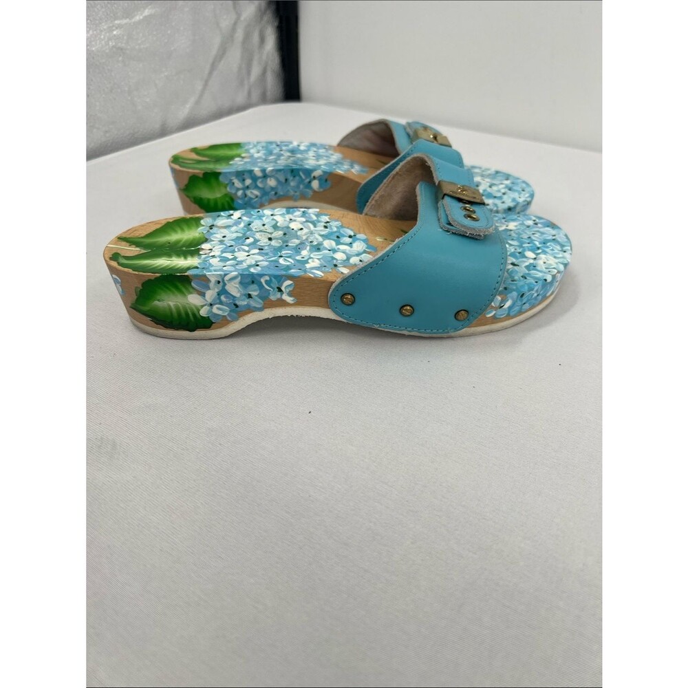 Dr. Scholl's hand painted sandals - Picture 5 of 10
